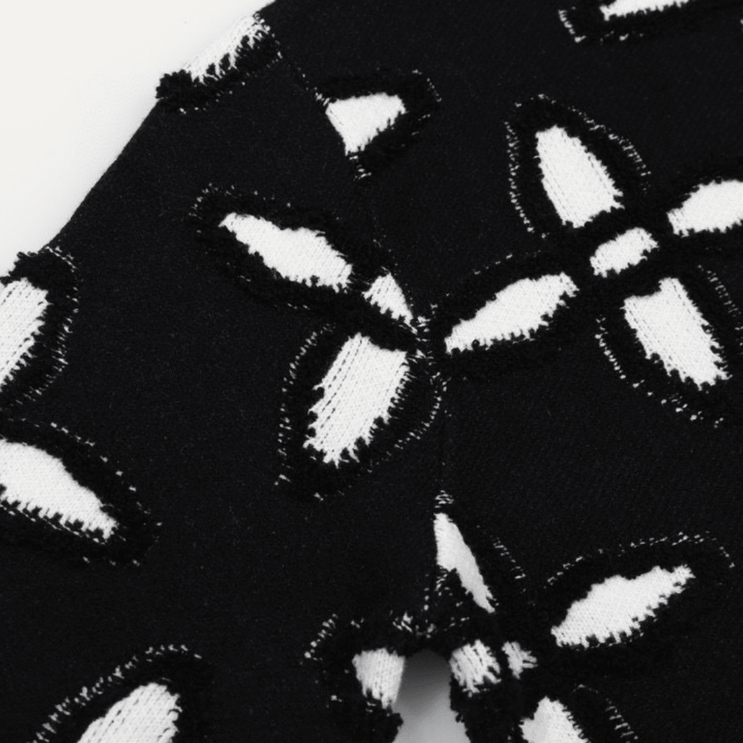 LV Monogram Sweater - Nov - ell - fas - ion
