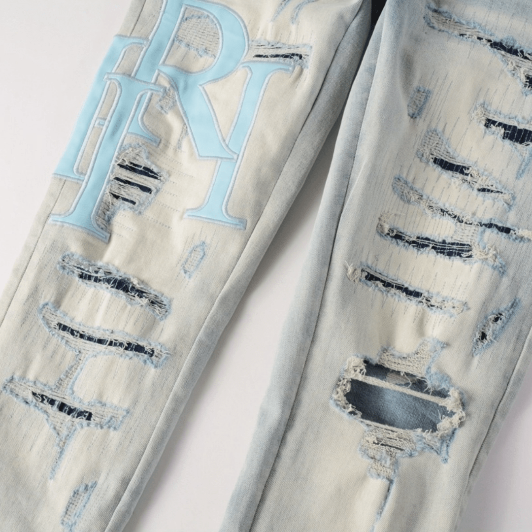 Amr Staggered Light Blue Jeans - BabyLuxee.de