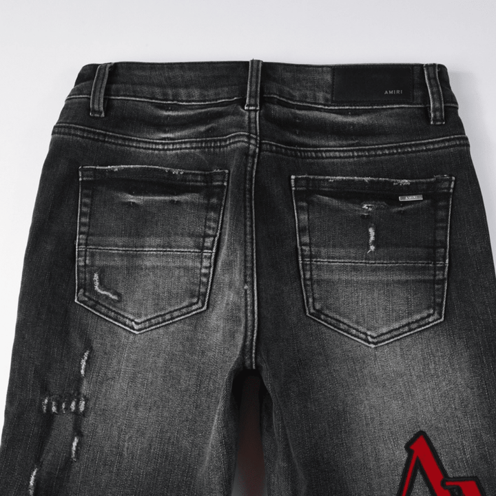 Amr Staggered Red Logo Jeans - Nov - ell - fas - ion