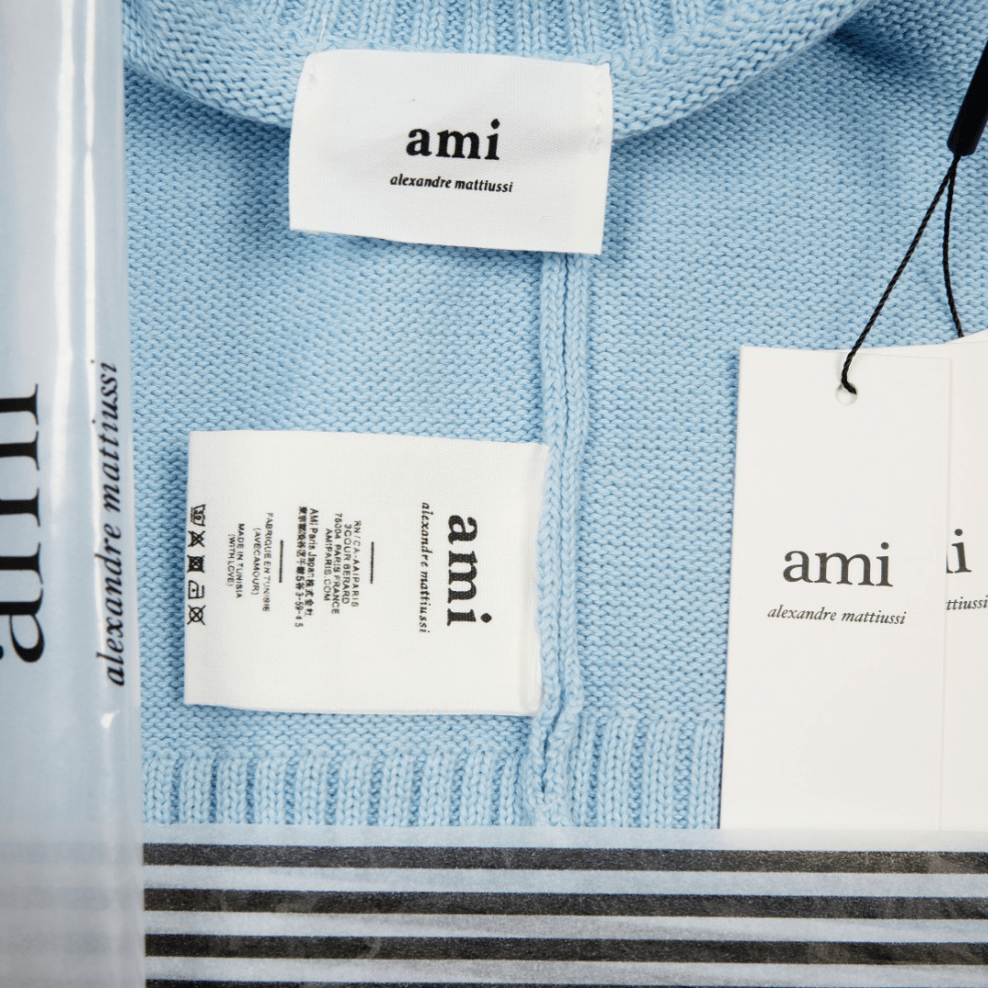 Ami Sweater - Nov - ell - fas - ion