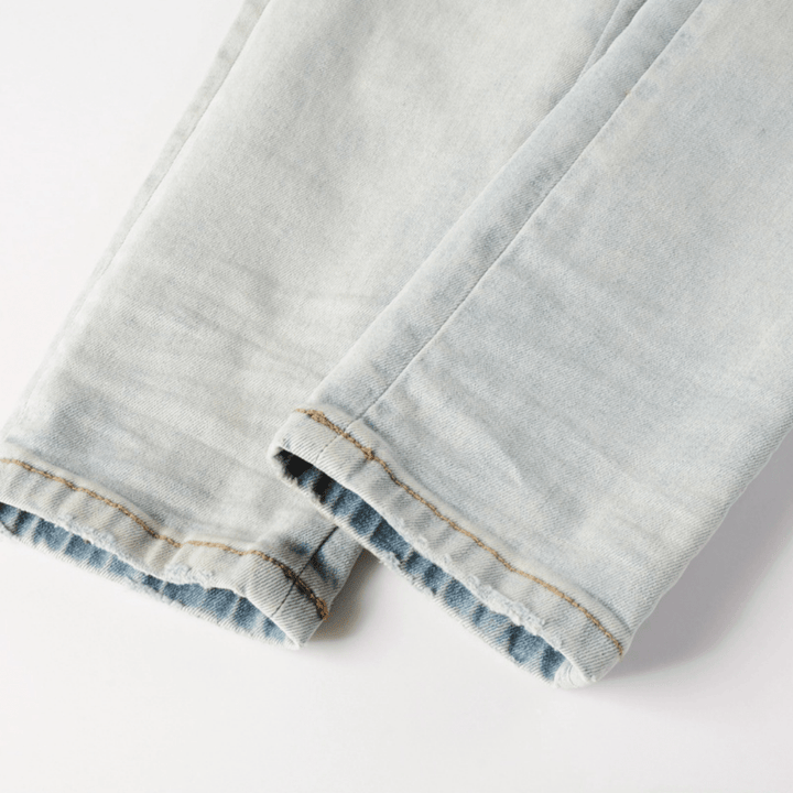 Amr Staggered Light Blue Jeans - BabyLuxee.de