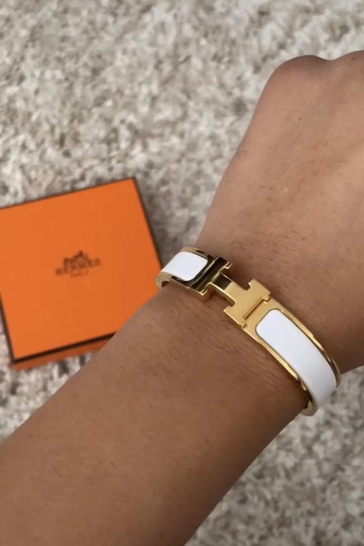 Weißes Helen Armband - Nov - ell - fas - ion
