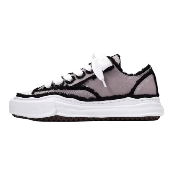 FLARED LOW SNEAKER