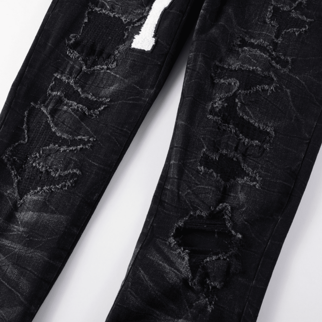 Amr White Logo Distressed Jeans - BabyLuxee.de