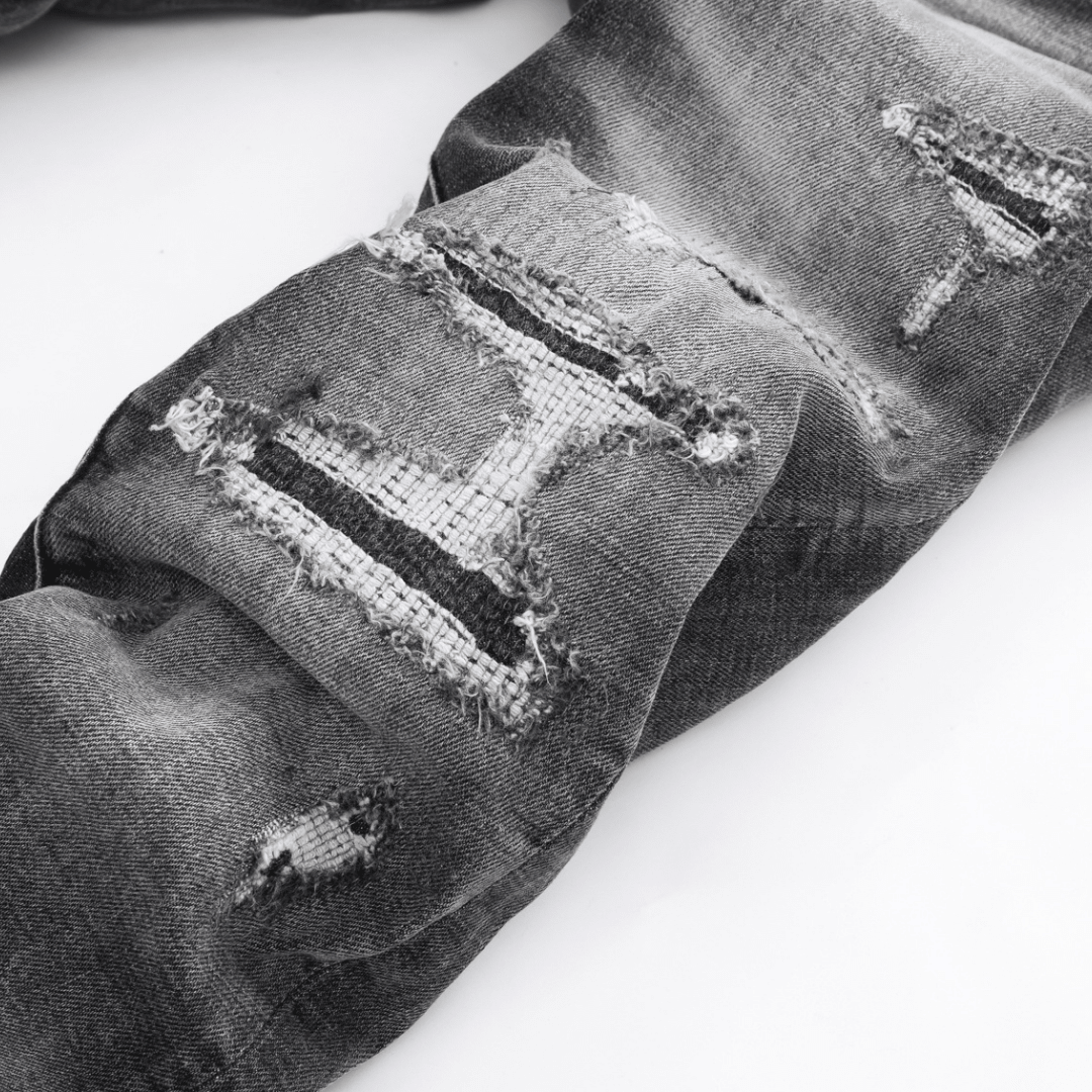 Amr Staggered Grey Logo Jeans - Nov - ell - fas - ion