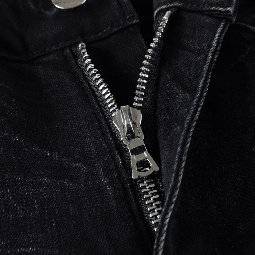Amr White Logo Distressed Jeans - BabyLuxee.de