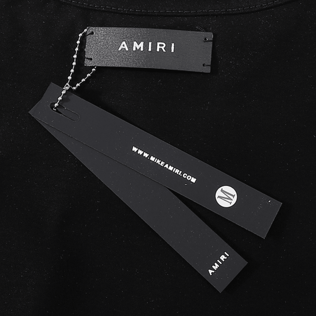 Amr Staggered Logo T-shirt - Nov - ell - fas - ion