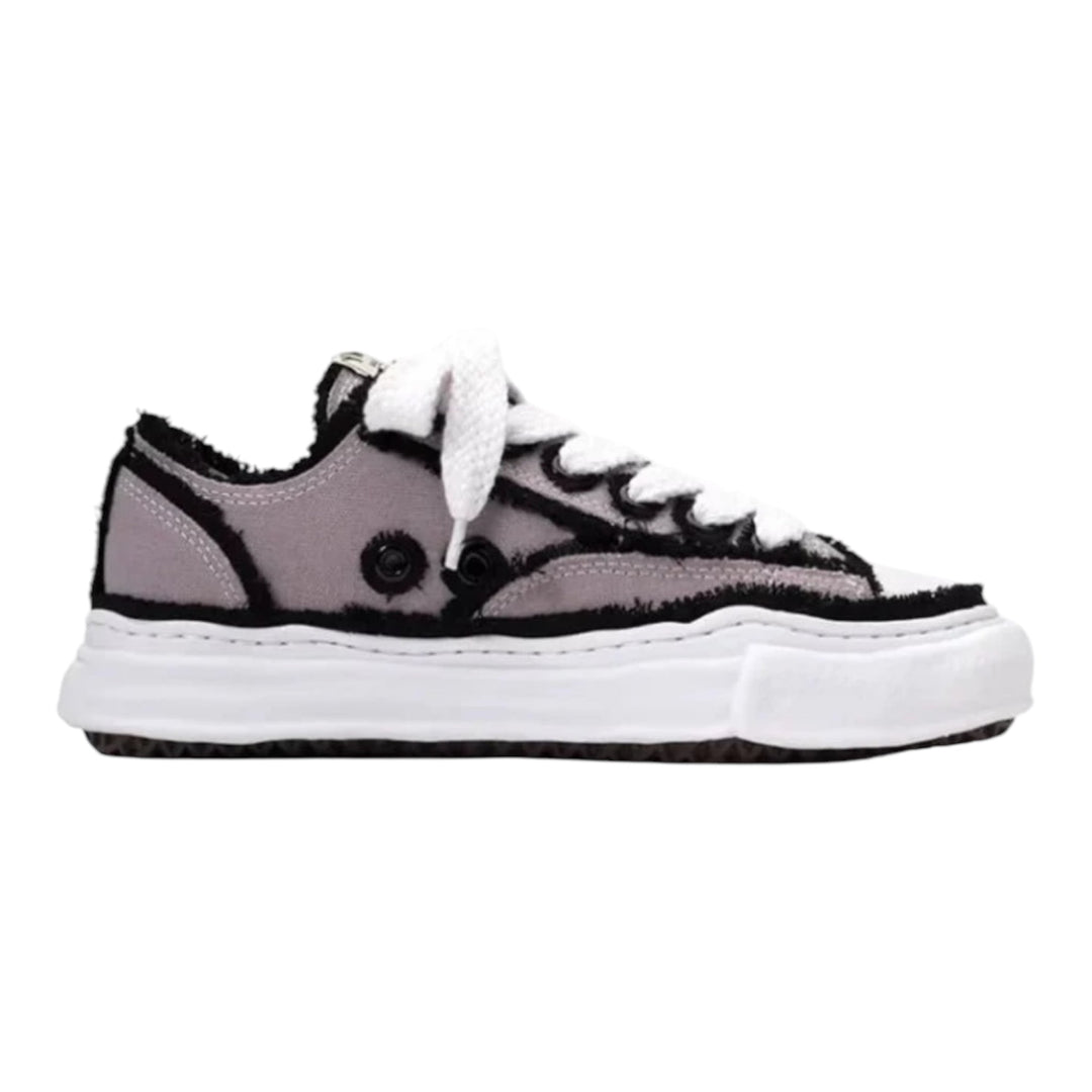 FLARED LOW SNEAKER
