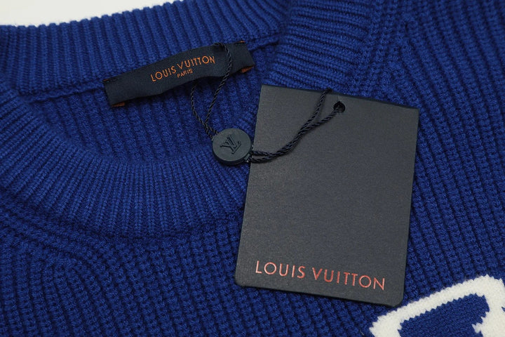 'LV' Knit - Nov - ell - fas - ion