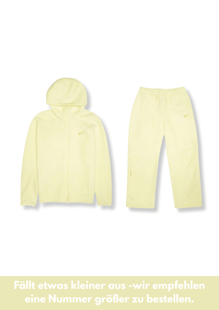 VIRALER TRACKSUIT - Nov - ell - fas - ion