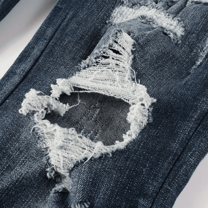 Amr Black Staggered Logo Patch Jeans - Novell "Fashion"