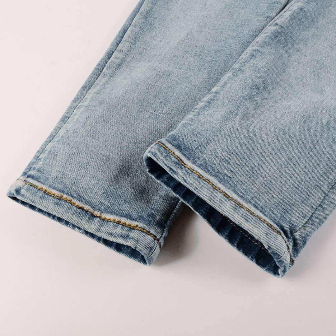 Amr Logo Distressed Jeans - Novell "Fashion"