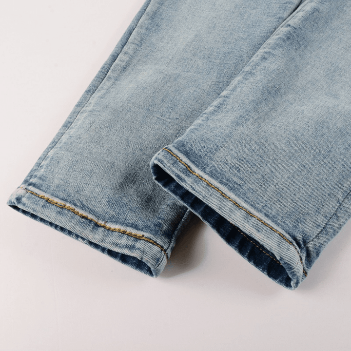 Amr Logo Distressed Jeans - Novell "Fashion"