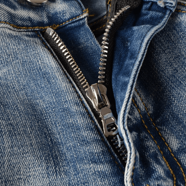 Amr Logo Distressed Jeans - Novell "Fashion"
