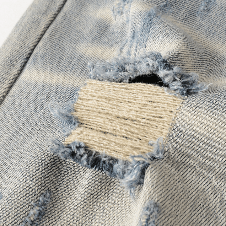 Amr Patch Distressed Jeans - Novell "Fashion"