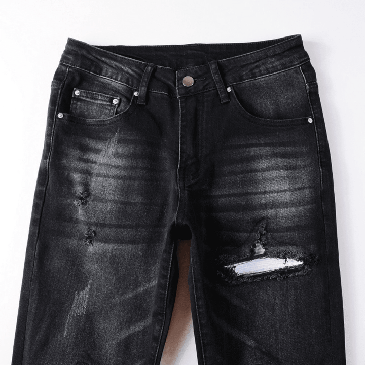 Amr White Patch Jeans - Novell "Fashion"