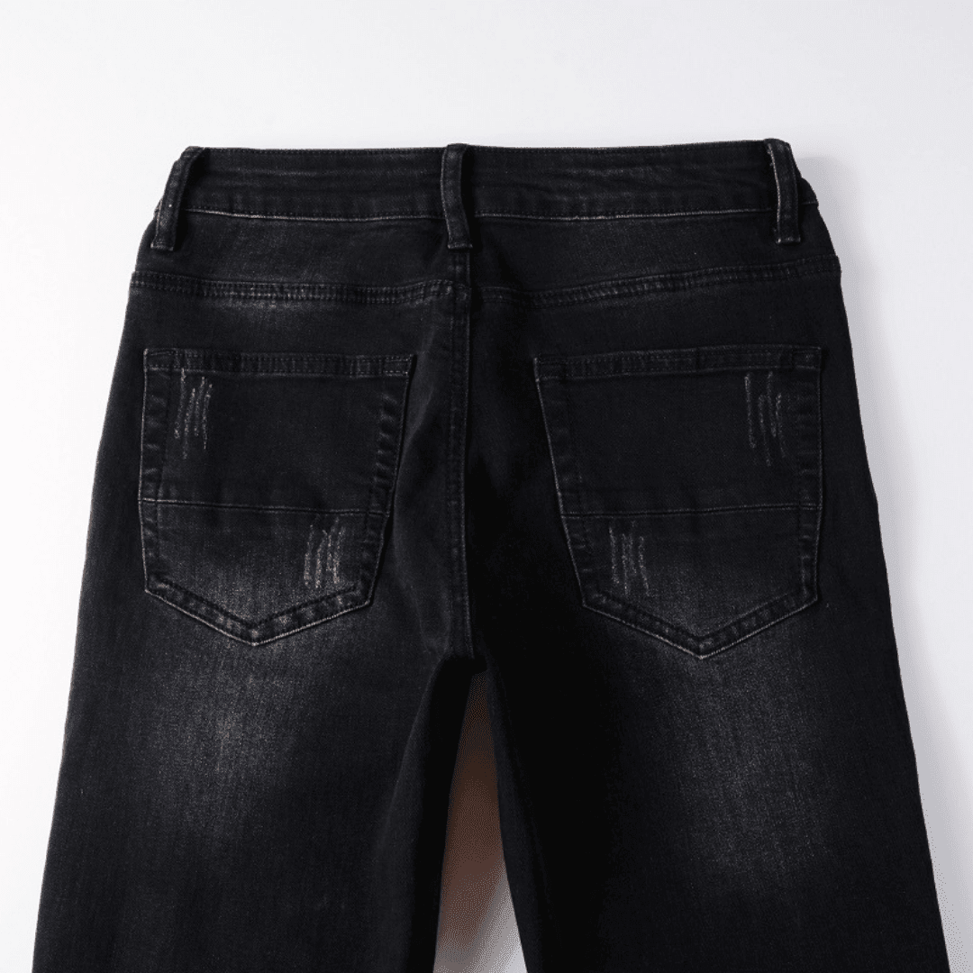 Amr White Patch Jeans - Novell "Fashion"