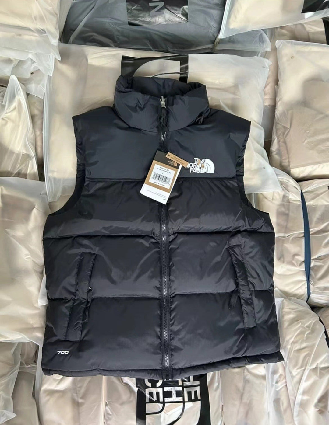 LAVIVE Performance Vest 700