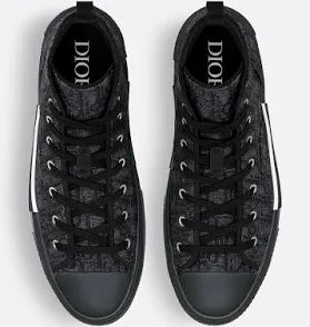 B23 League High Top Sneaker