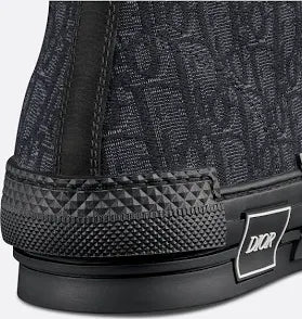 B23 League High Top Sneaker